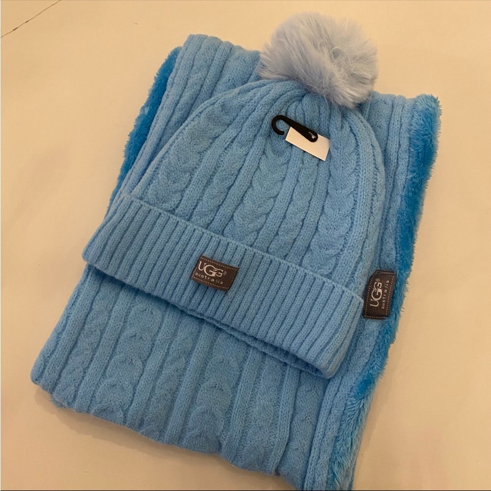 UGG Blue Hat & Infinity Scarf Set
